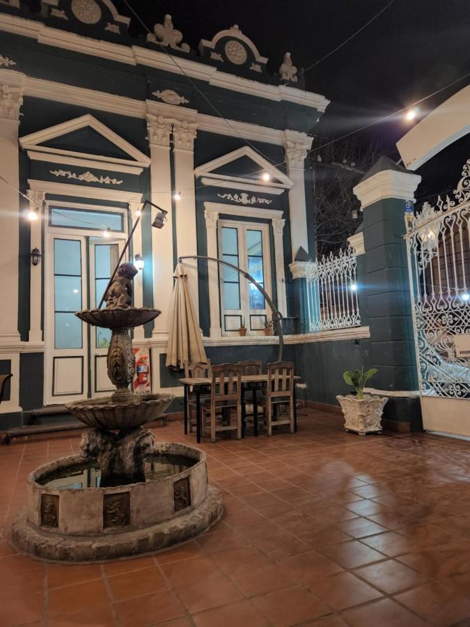 El Chabot Fan Hostel Salta Buitenkant foto